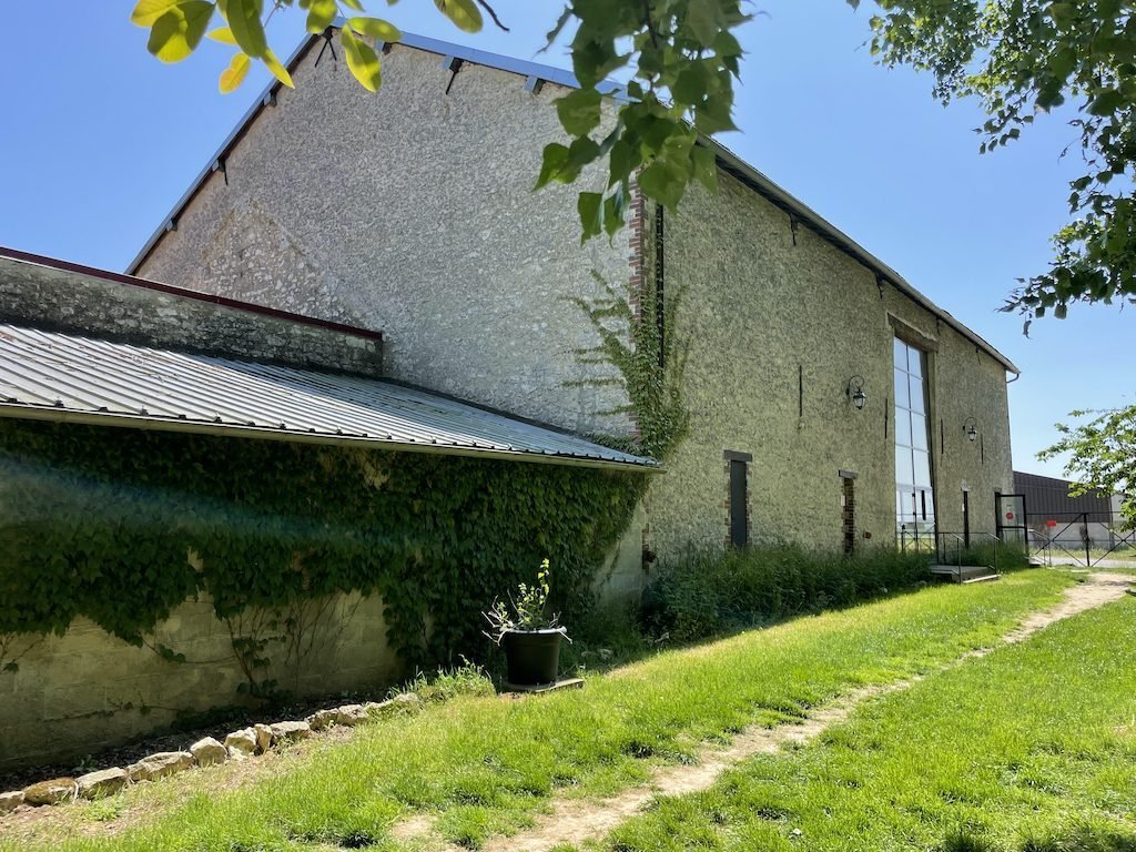 Farm Ranch in Saint-Hilliers, Ile-de-France, France 3 - 15881059