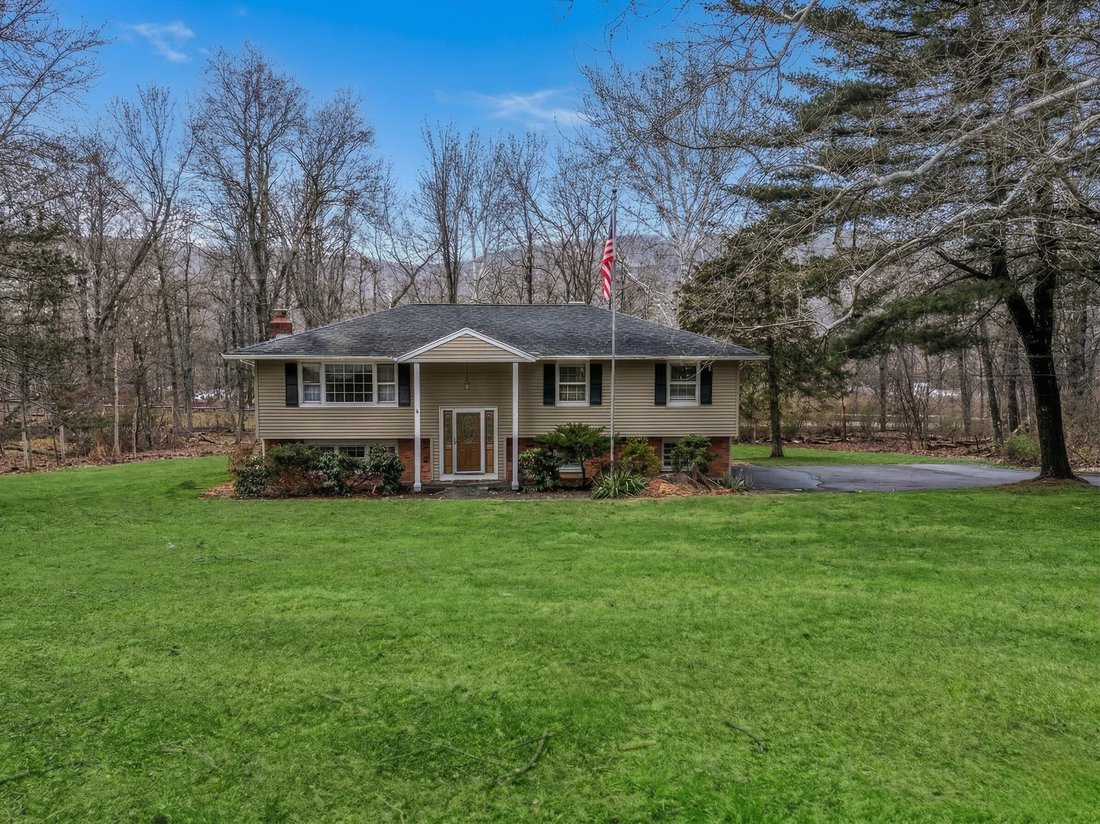 House in Brookfield, Connecticut, United States 1 - 17437340