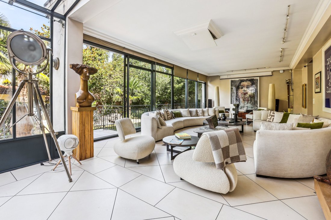 House in Vincennes, Ile-de-France, France 3 - 17438685
