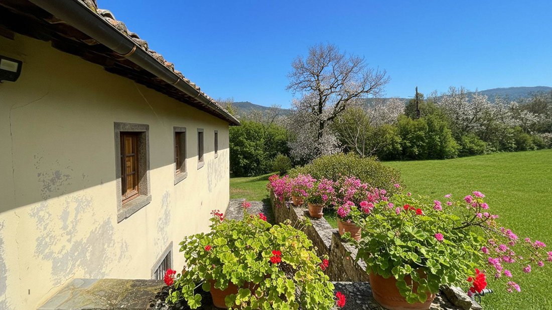 Country House in Loro Ciuffenna, Tuscany, Italy 4 - 17438742