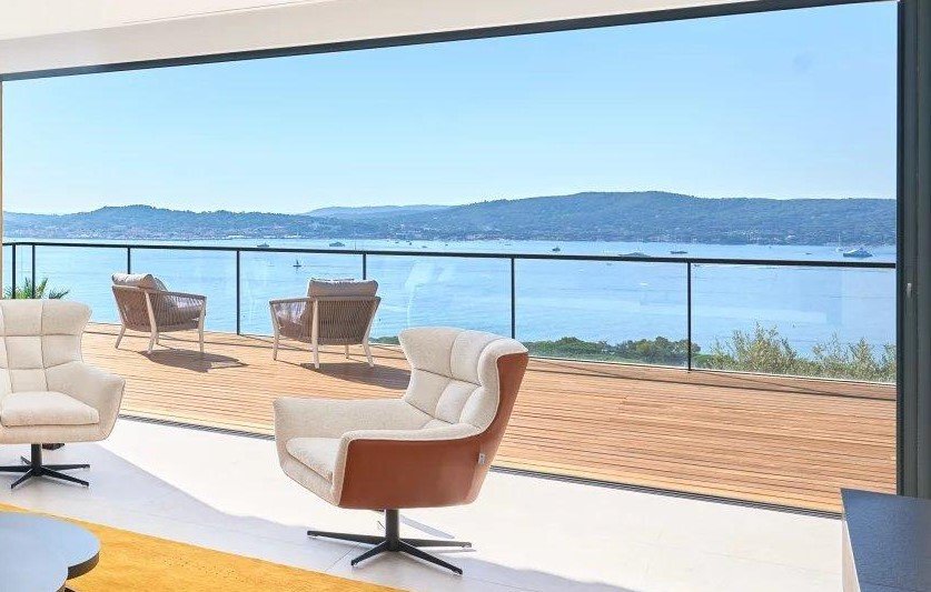 House in Grimaud, Provence-Alpes-Côte d'Azur, France 1 - 17438386