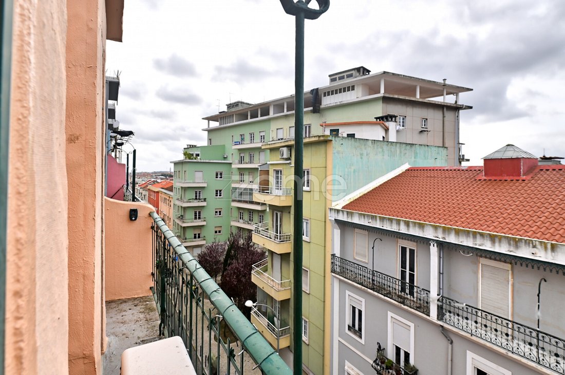 Apartment in Arroios, Lisbon, Portugal 4 - 17439269