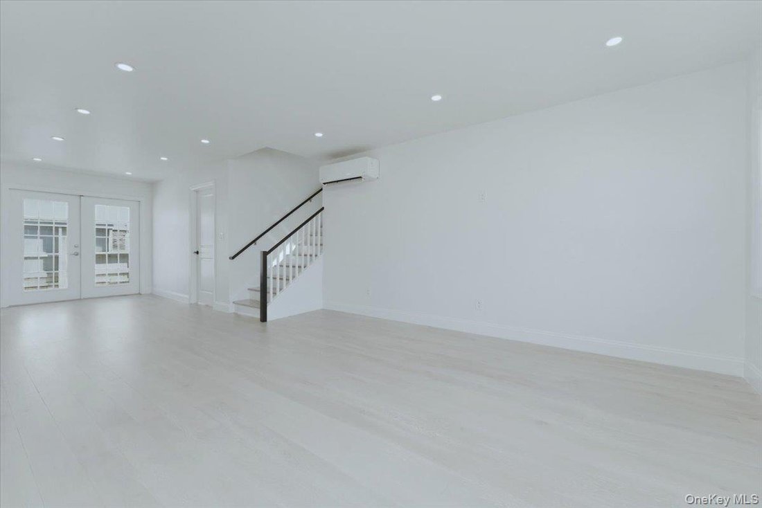 House in Atlantic Beach, New York, United States 5 - 17435531
