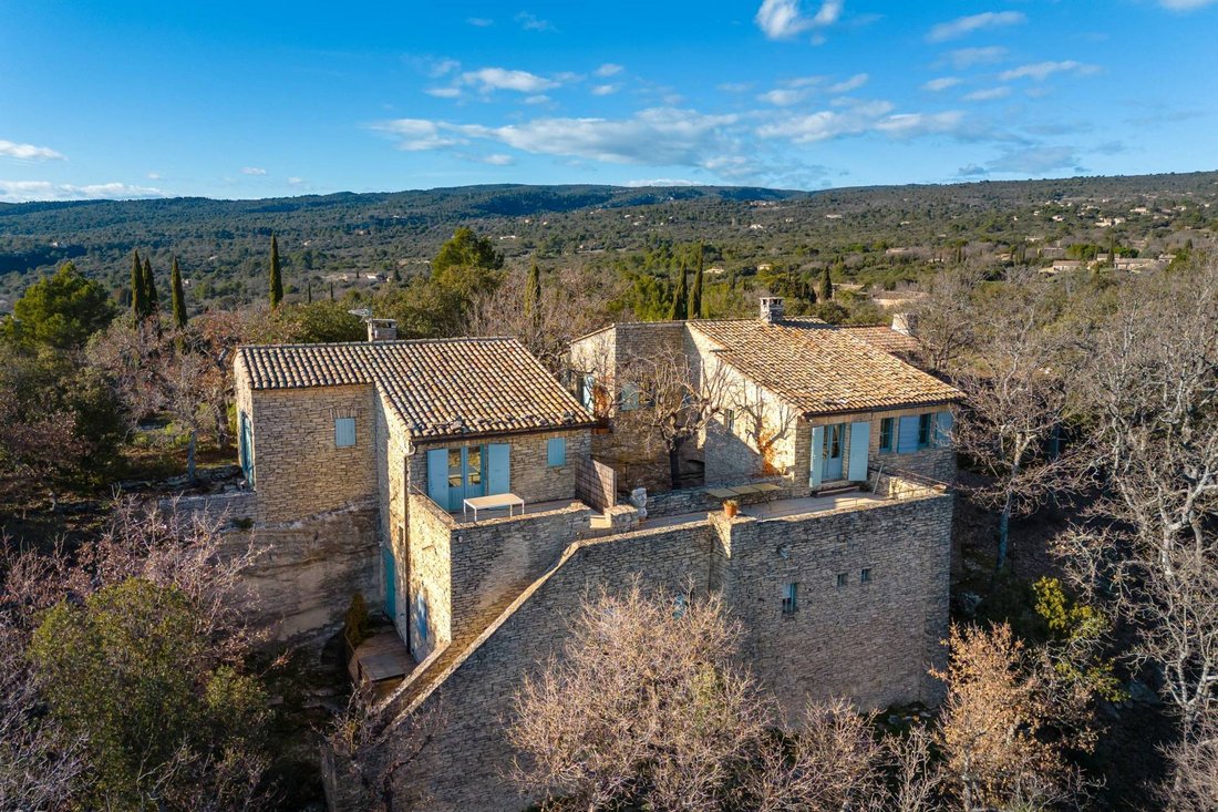Estate in Gordes, Provence-Alpes-Côte d'Azur, France 2 - 17360962