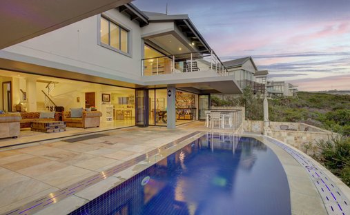 Estate in Mossel Bay, Western Cape, South Africa 1