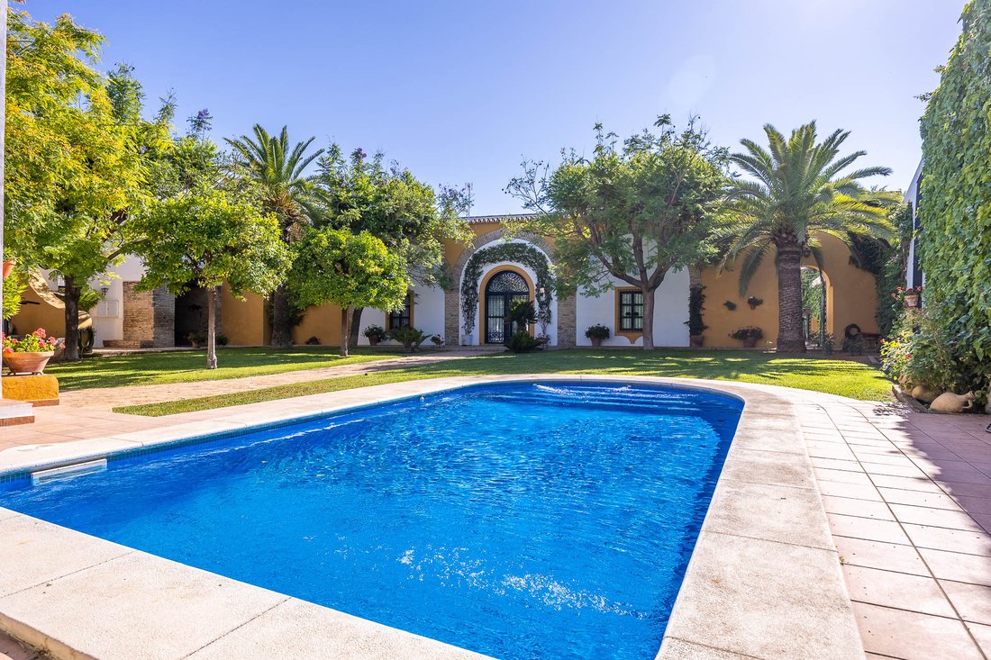 House in Umbrete, Andalusia, Spain 1 - 14371847