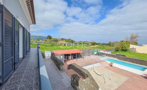 Casa en Fenais da Luz, Azores, Portugal 1