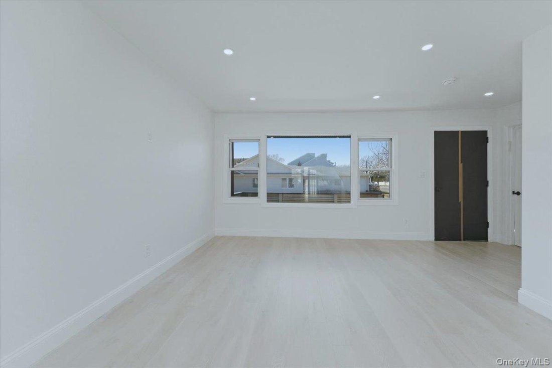House in Atlantic Beach, New York, United States 4 - 17435531