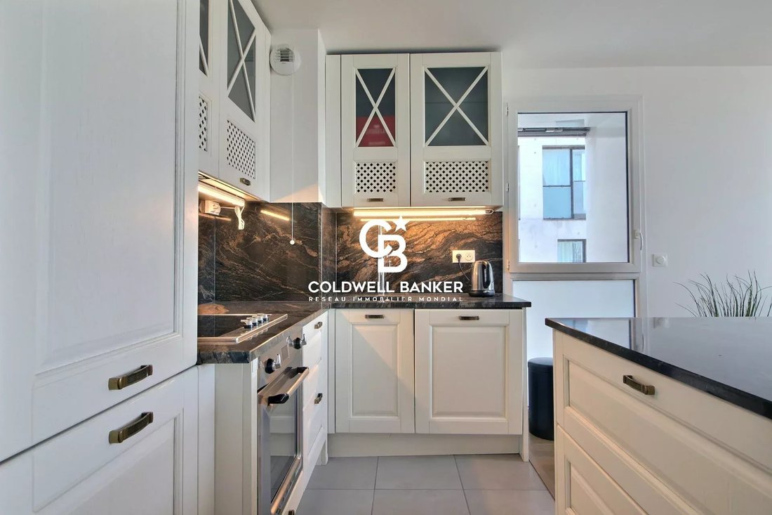 Apartment in Grand Parc-Chartrons-Paul Doumer, Bordeaux, France 3 - 15422040