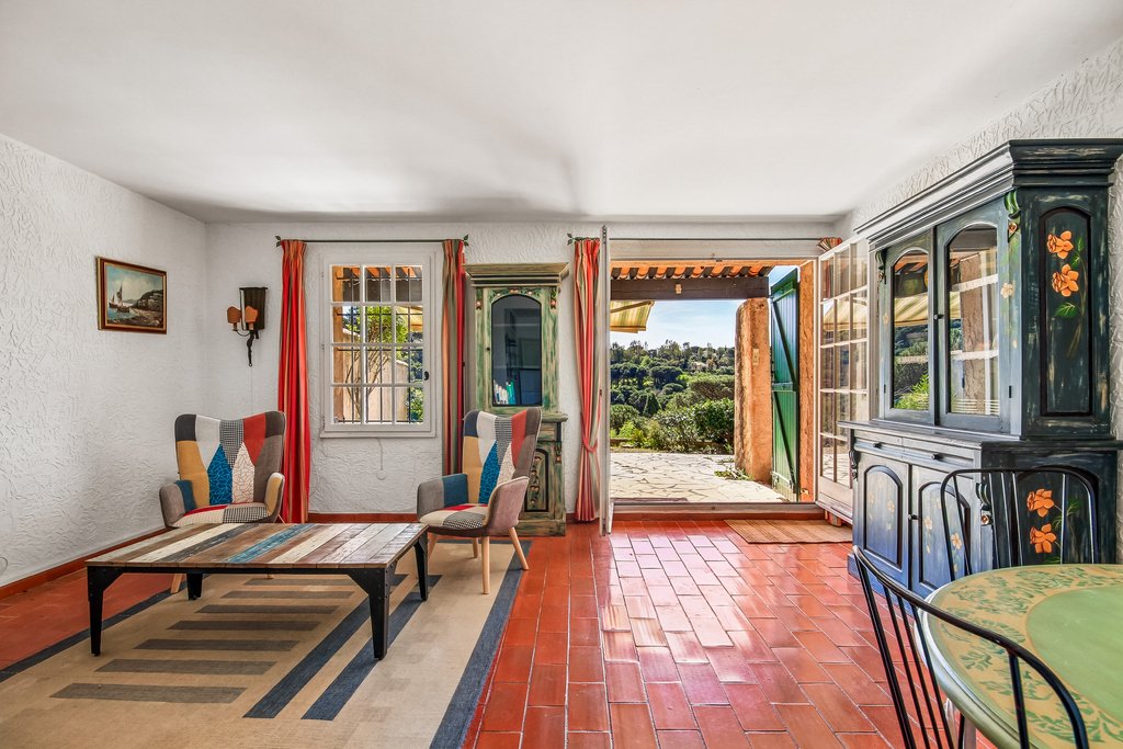 House in La Croix-Valmer, Provence-Alpes-Côte d'Azur, France 2 - 17437962