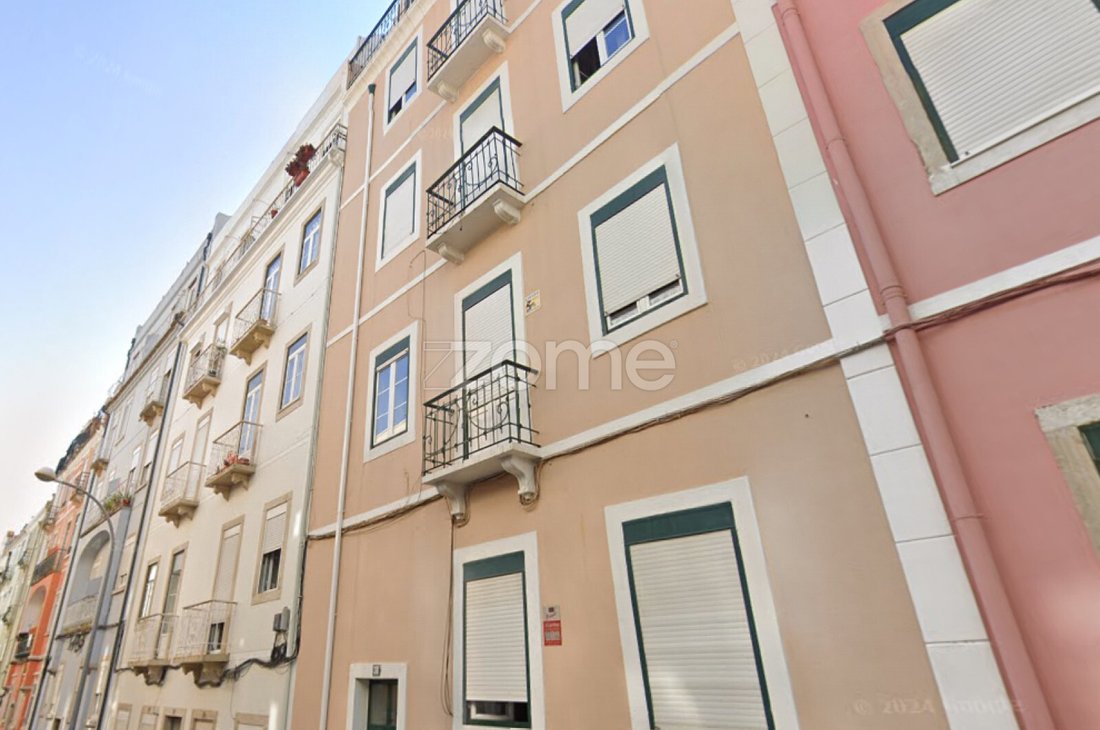 Apartment in Arroios, Lisbon, Portugal 2 - 17439269