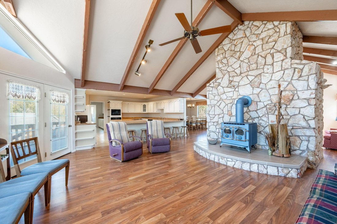 Orderville, Utah, United States 4 - 17435725