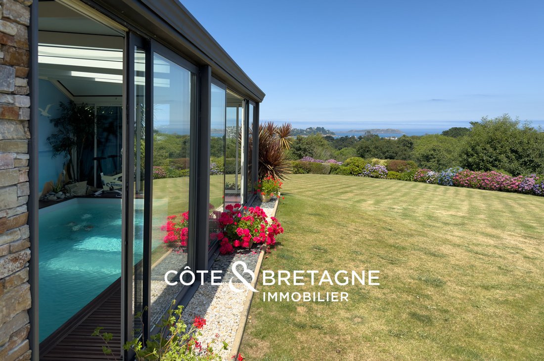 House in Saint-Quay-Perros, Brittany, France 2 - 17439006