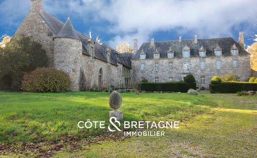 Castle in Centre, Pabu, France 1