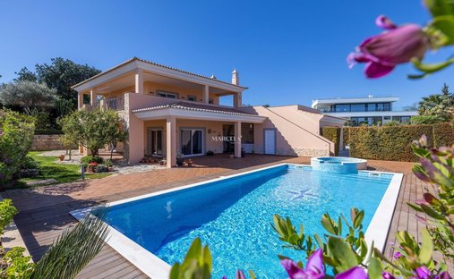 Villa in Praia De Porto Mós, Sao Goncalo de Lagos, Algarve 1