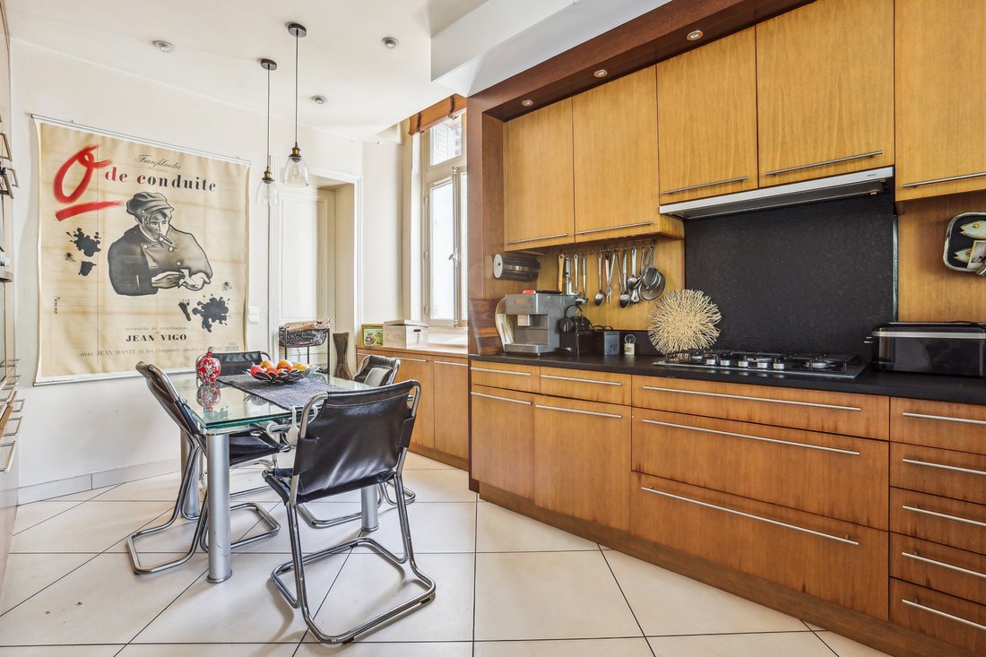 House in Vincennes, Ile-de-France, France 5 - 17438685
