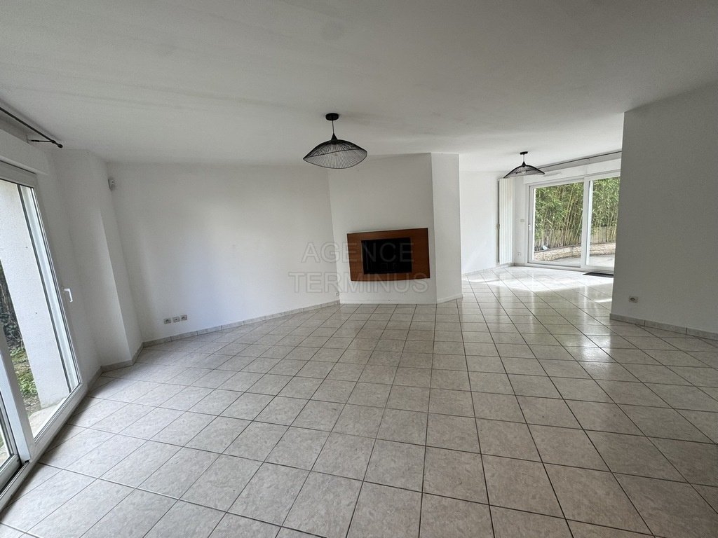 House in Centre Montmorency, Montmorency, France 5 - 17435745