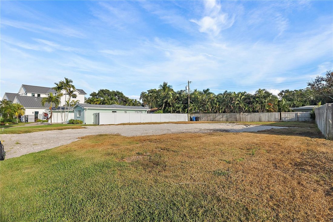 Land in St. Petersburg, Florida, United States 4 - 17436255