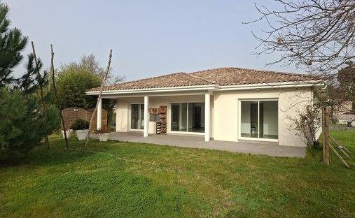 House in Lege Bourg, Lège-Cap-Ferret, France 1
