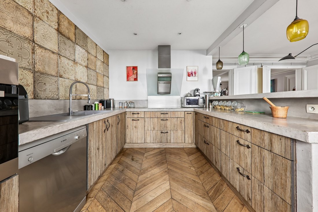 Apartment in Trudaine-Maubeuge, Paris 9e Arrondissement, Paris 5 - 15140571