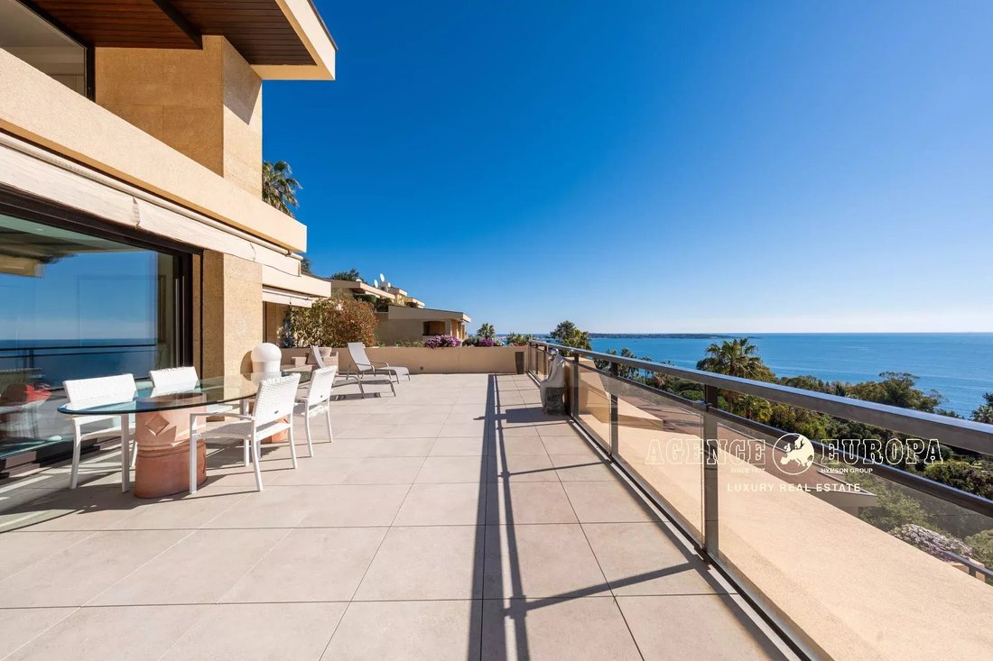 Apartment in La Maure-Super Cannes, Vallauris, France 1 - 17438756
