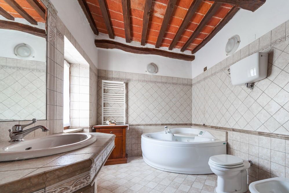 House in Passignano sul Trasimeno, Umbria, Italy 3 - 17439139