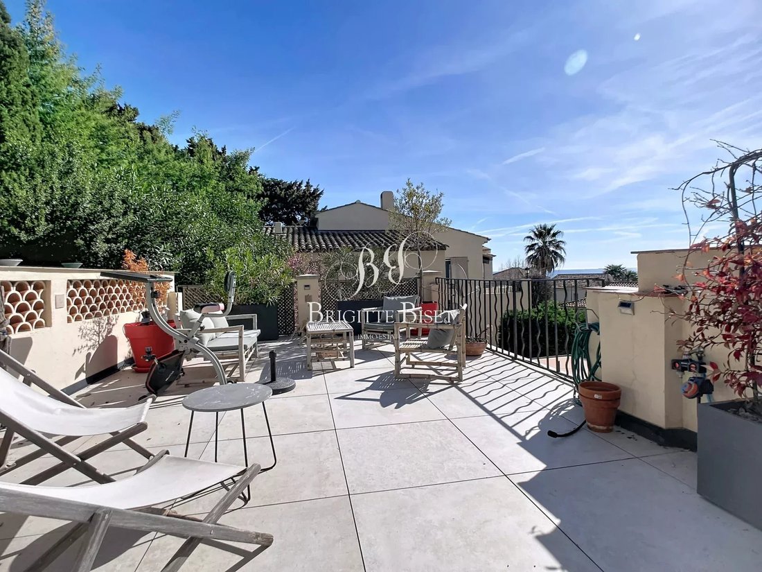 Apartment in Ville-Les Saquedes-Le Bouillonnet, Sainte-Maxime, France 3 - 17438901