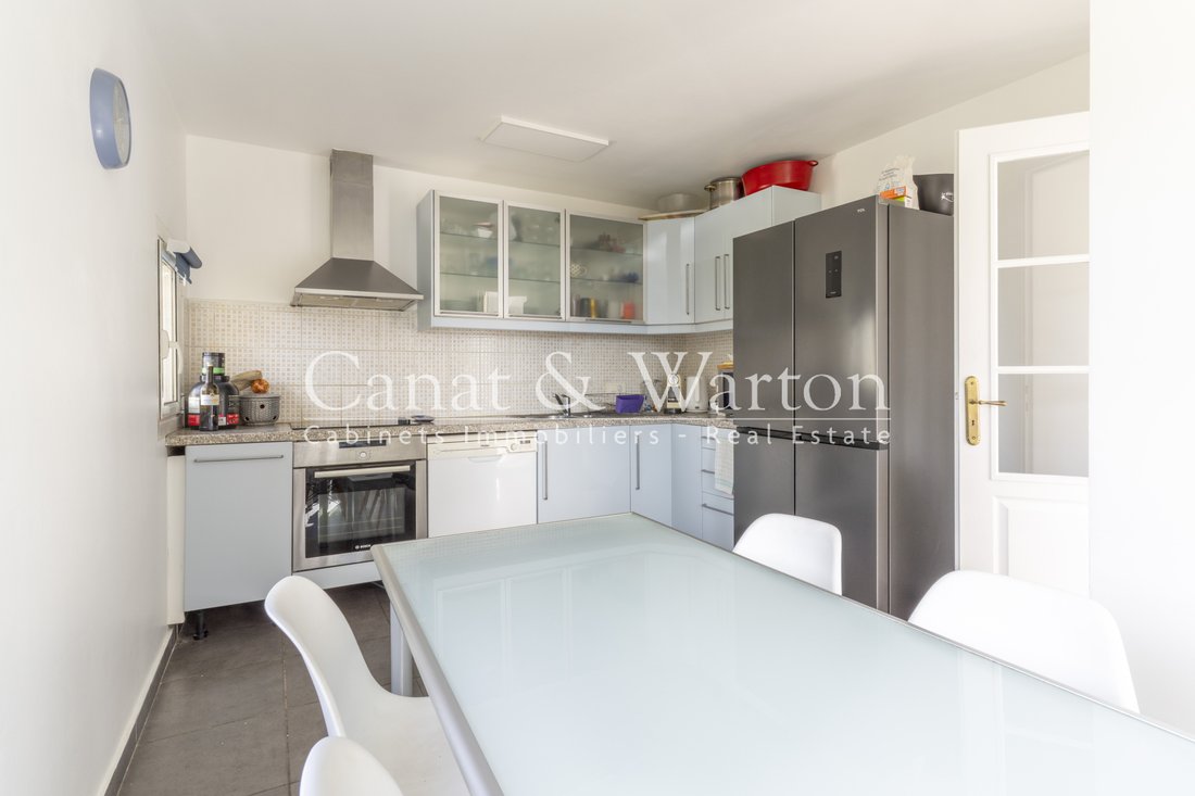 Villa in Rayol-Canadel-sur-Mer, Provence-Alpes-Côte d'Azur, France 4 - 17438770