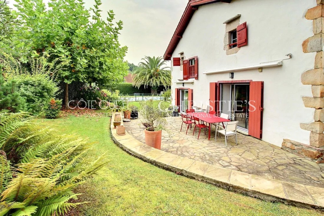 Villa in Ascain, Nouvelle-Aquitaine, France 2 - 16054690