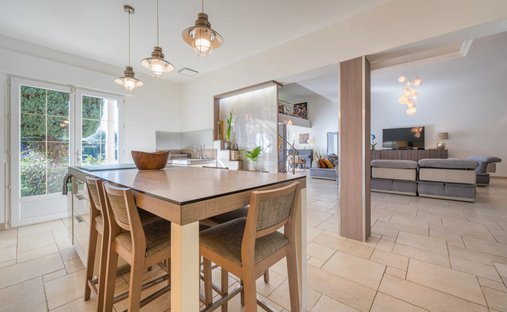 Villa in Fabron, Nice, France 1