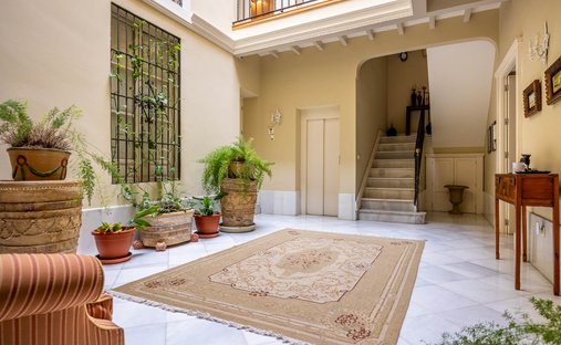 House in Casco Antiguo, Seville, Spain 1
