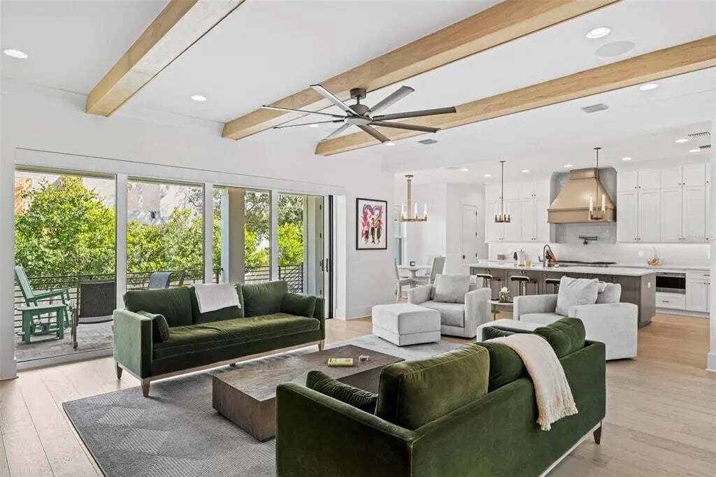 House in Tampa, Florida, United States 3 - 17439614