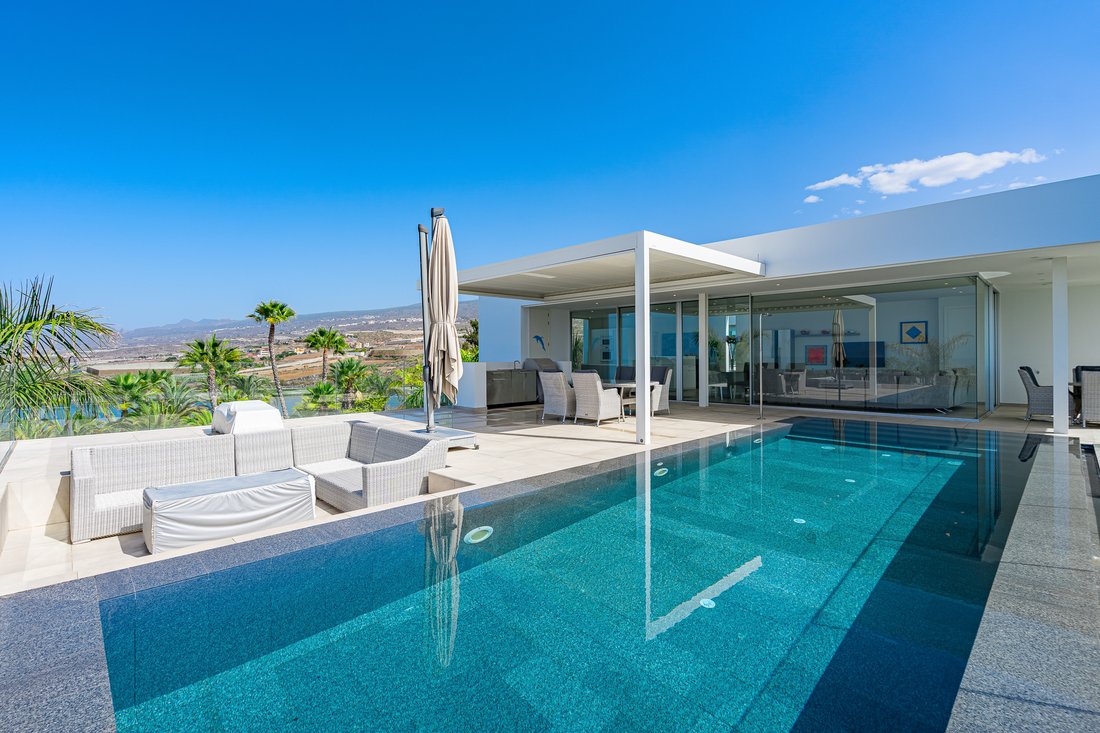 House in Guia de Isora, Canary Islands, Spain 2 - 14296929