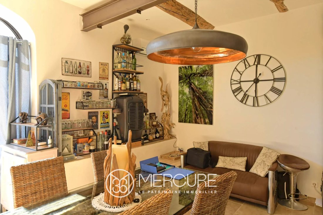 Country House in Camaret-sur-Aigues, Provence-Alpes-Côte d'Azur, France 5 - 17435751