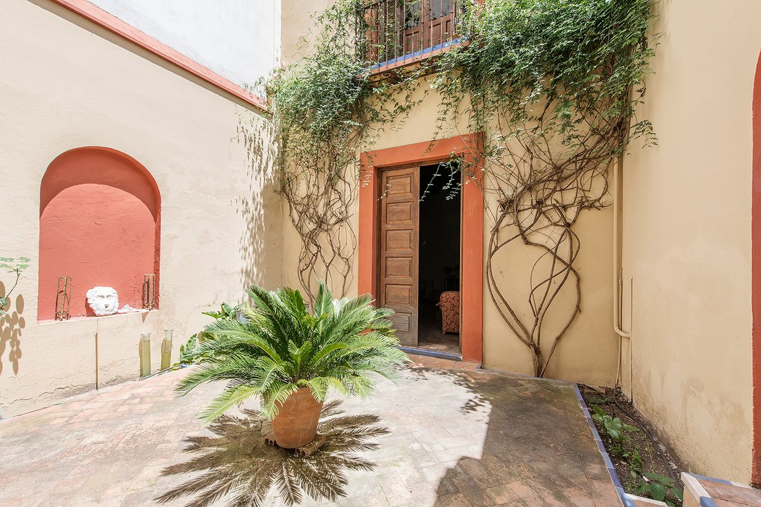 House in Nervion, Seville, Spain 1 - 16402675