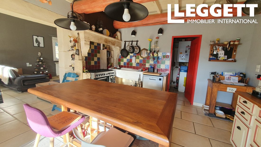 Villa in Jonquieres-Saint-Vincent, Occitania, France 5 - 17439112