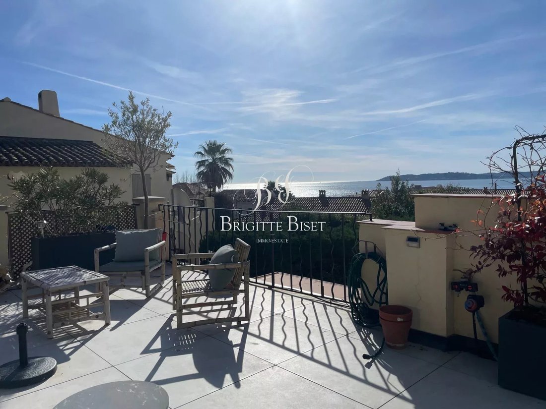 Apartment in Ville-Les Saquedes-Le Bouillonnet, Sainte-Maxime, France 1 - 17438901