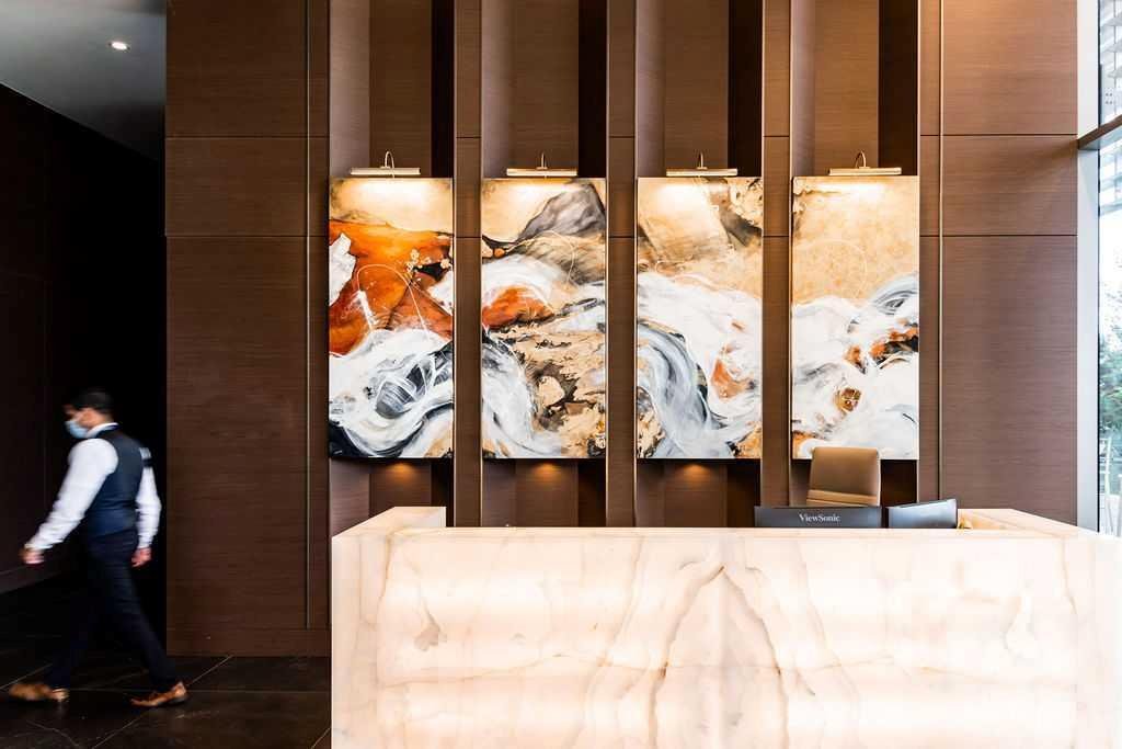 Apartment in Calgary, Alberta, Canada 4 - 17438852