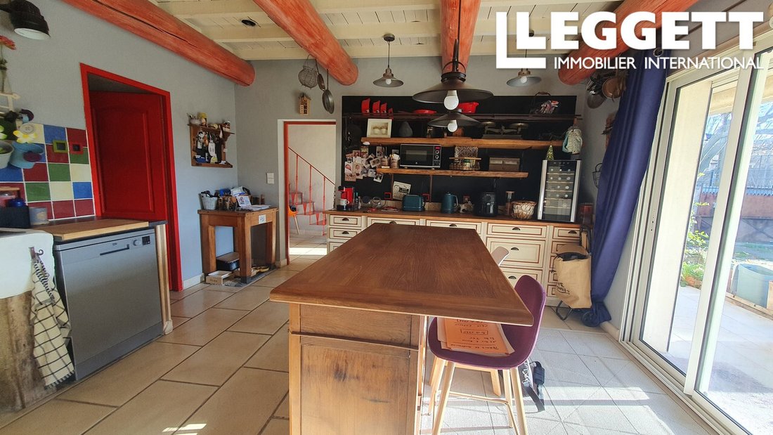 Villa in Jonquieres-Saint-Vincent, Occitania, France 4 - 17439112