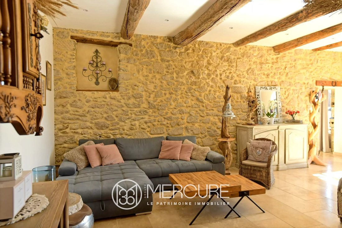 Country House in Camaret-sur-Aigues, Provence-Alpes-Côte d'Azur, France 4 - 17435751