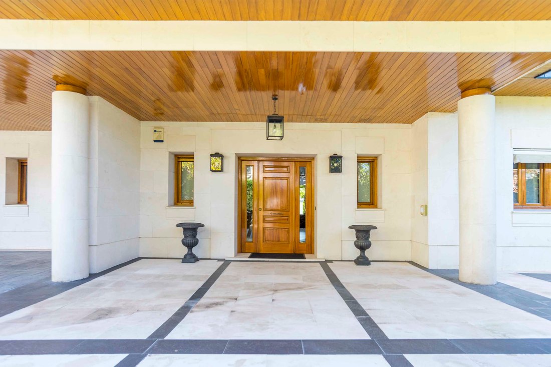 House in Hortaleza, Madrid, Spain 4 - 16740410