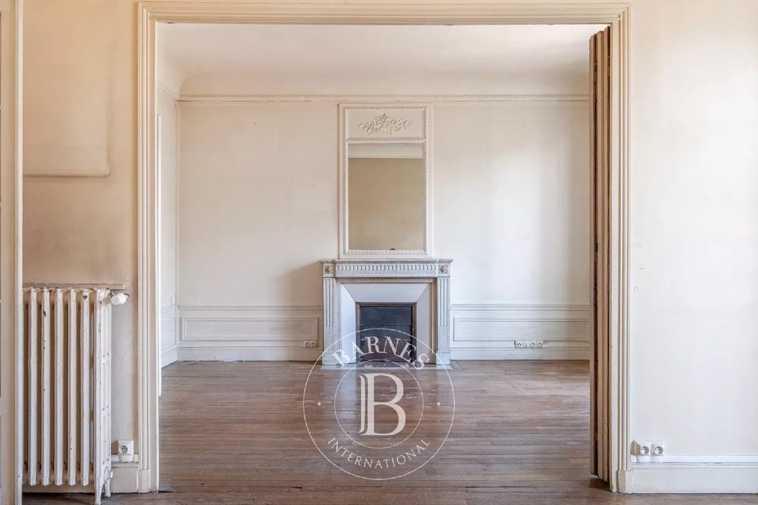 Apartment in Gros Caillou, Paris 7e Arrondissement, Paris 3 - 17435950