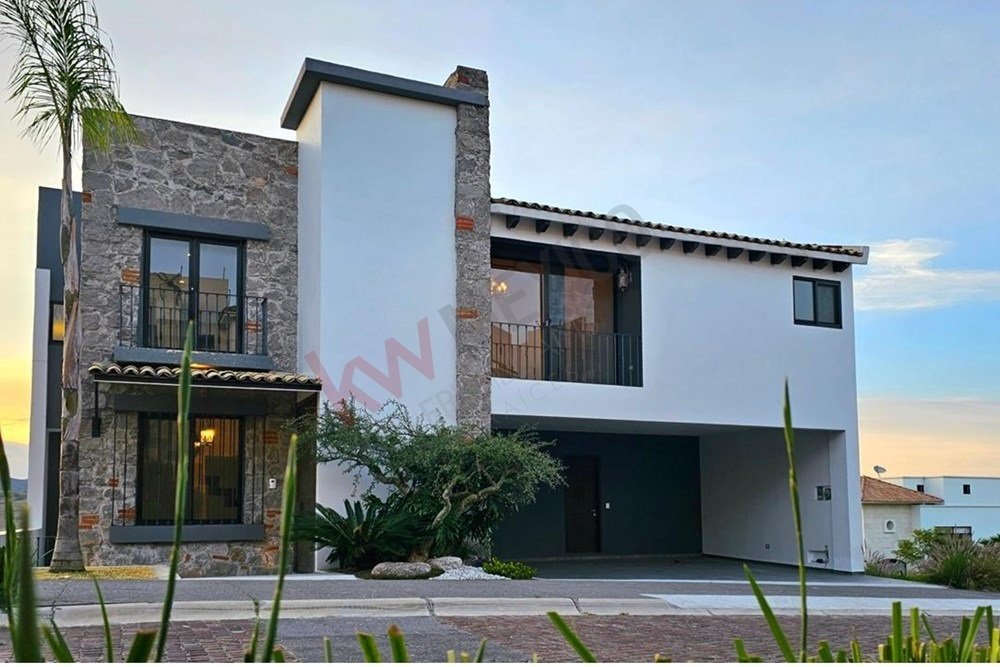 House in Tlaxcalancingo, Puebla, Mexico 1 - 17438227