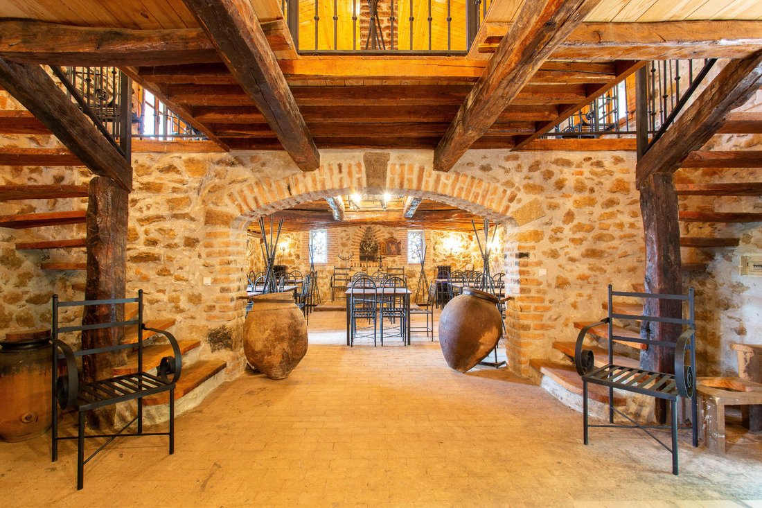 Farm Ranch in Jarandilla de la Vera, Extremadura, Spain 4 - 12584403