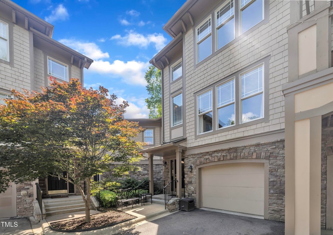 Townhouse in Raleigh, North Carolina, United States 3 - 17438237