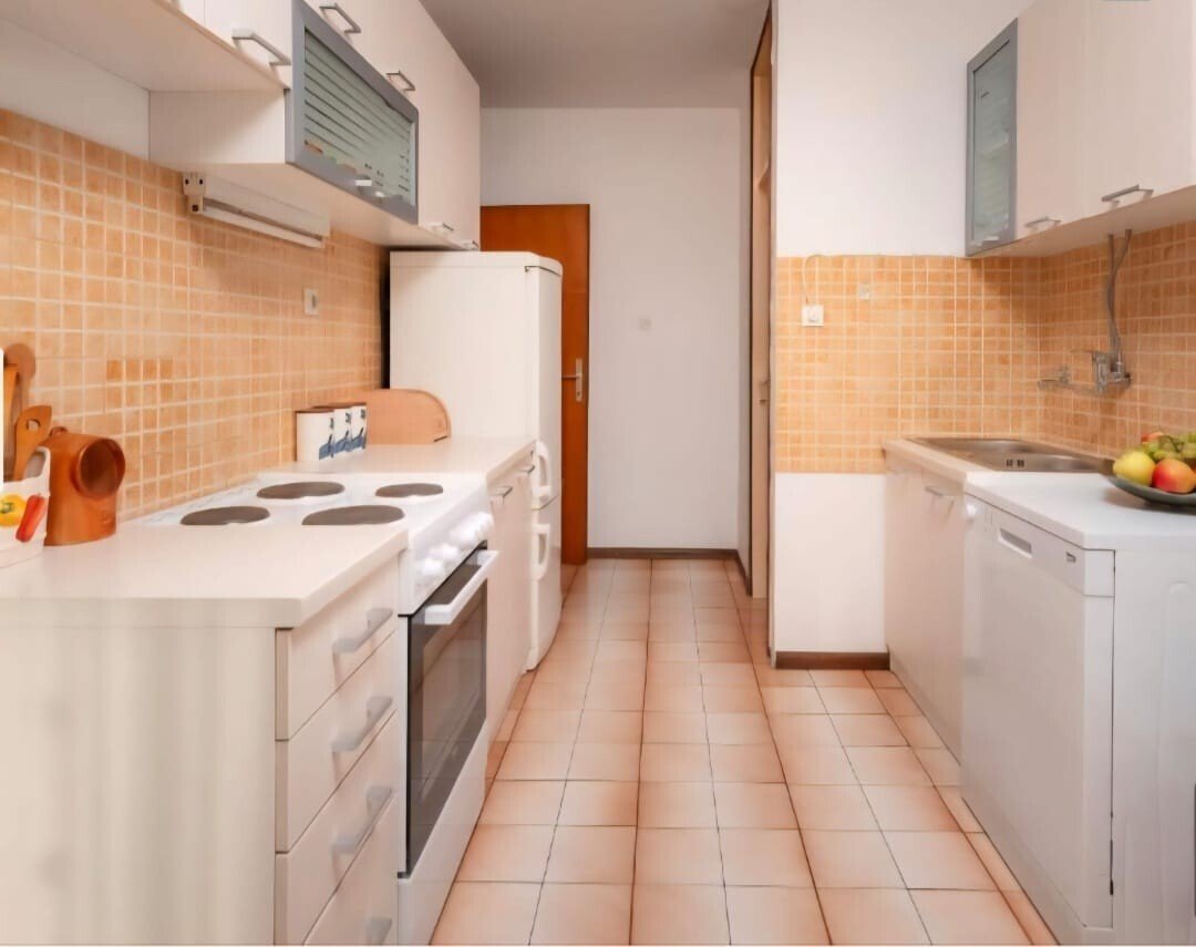 Apartment in Gradski kotar Blatine-Skrape, Split, Split-Dalmatia County 5 - 17438616