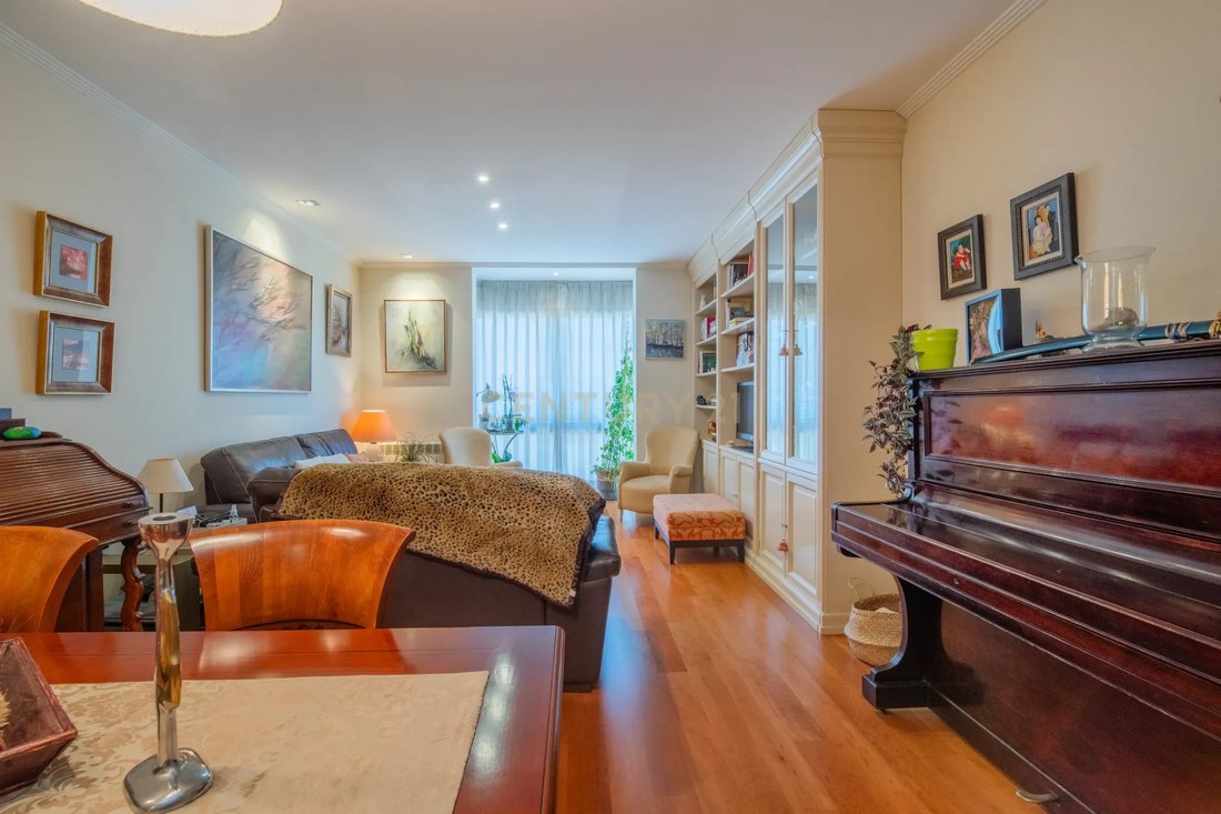 Apartment in Pozuelo de Alarcon, Comunidad de Madrid, Spain 4 - 17438935
