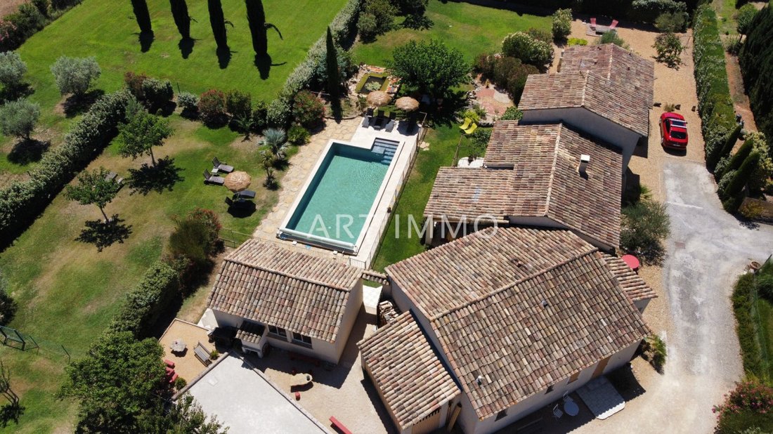 House in Cavaillon, Provence-Alpes-Côte d'Azur, France 1 - 17435832