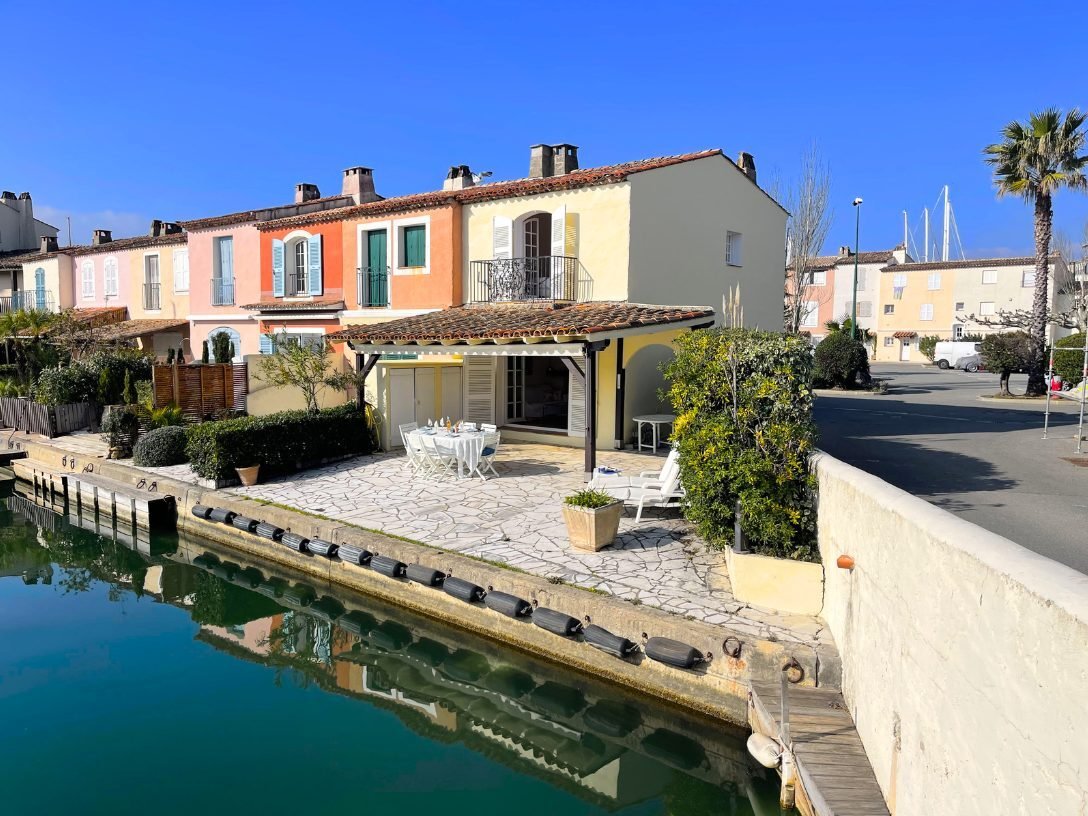 House in Grimaud, Provence-Alpes-Côte d'Azur, France 1 - 15706842