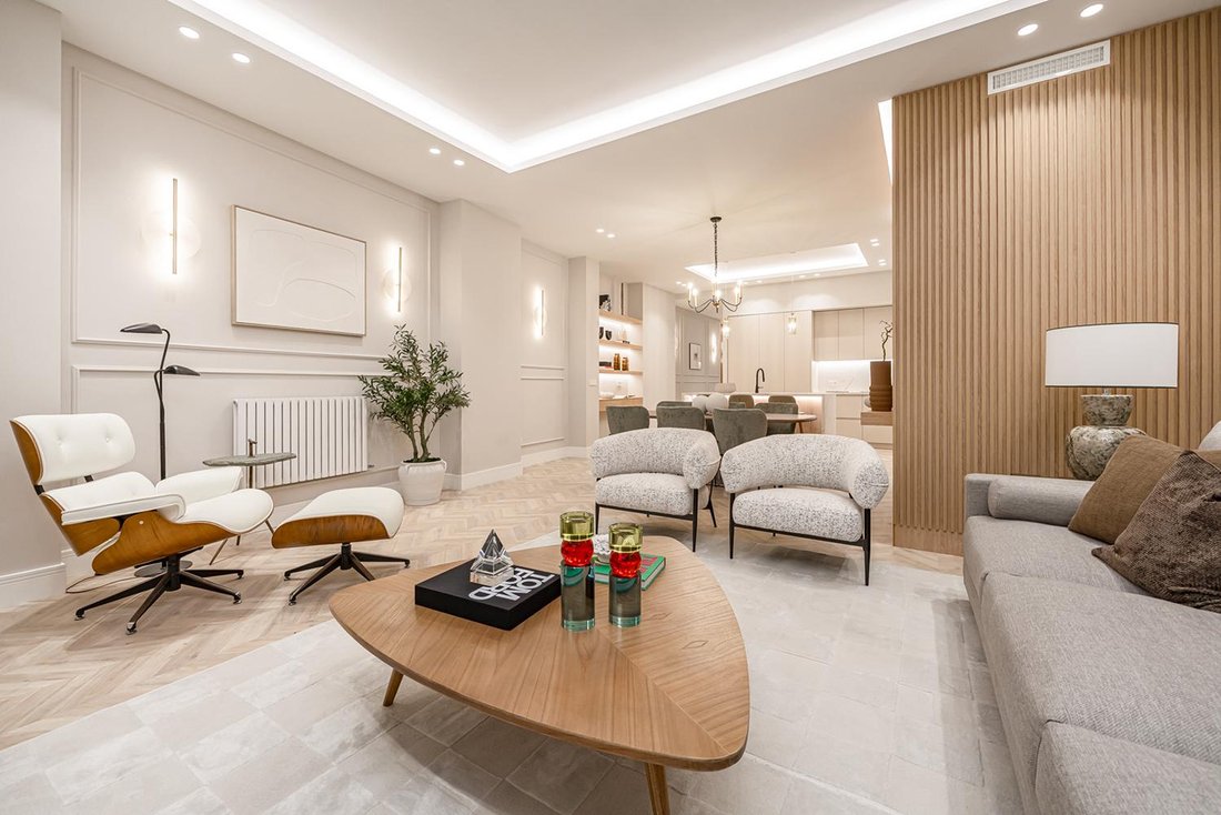 Apartment in Chamberi, Madrid, Spain 3 - 17086508
